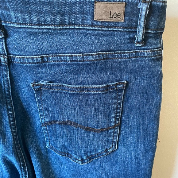 Lee Flex Motion Mid Rise Straight Leg Regular Fit Sz 10 Petite - Picture 8 of 12